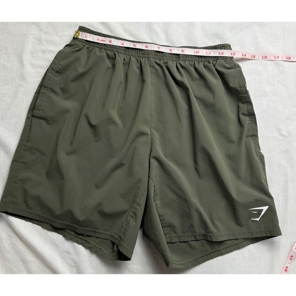 Gymshark Arrival Shorts Medium Olive Green 7 Inch Inseam - Picture 5 of 11